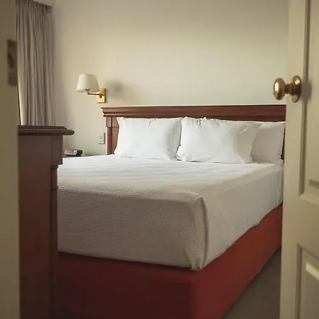 Austral Plaza Hotel Comodoro Rivadavia Exterior foto